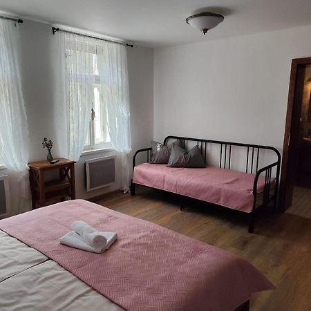 Penzion U Krizku Mala Moravka Exterior foto