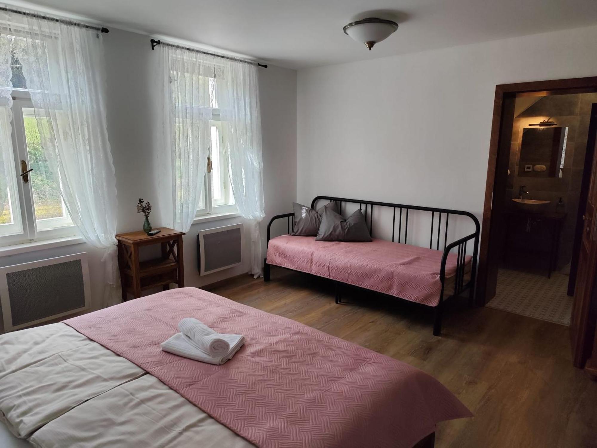 Penzion U Krizku Mala Moravka Exterior foto